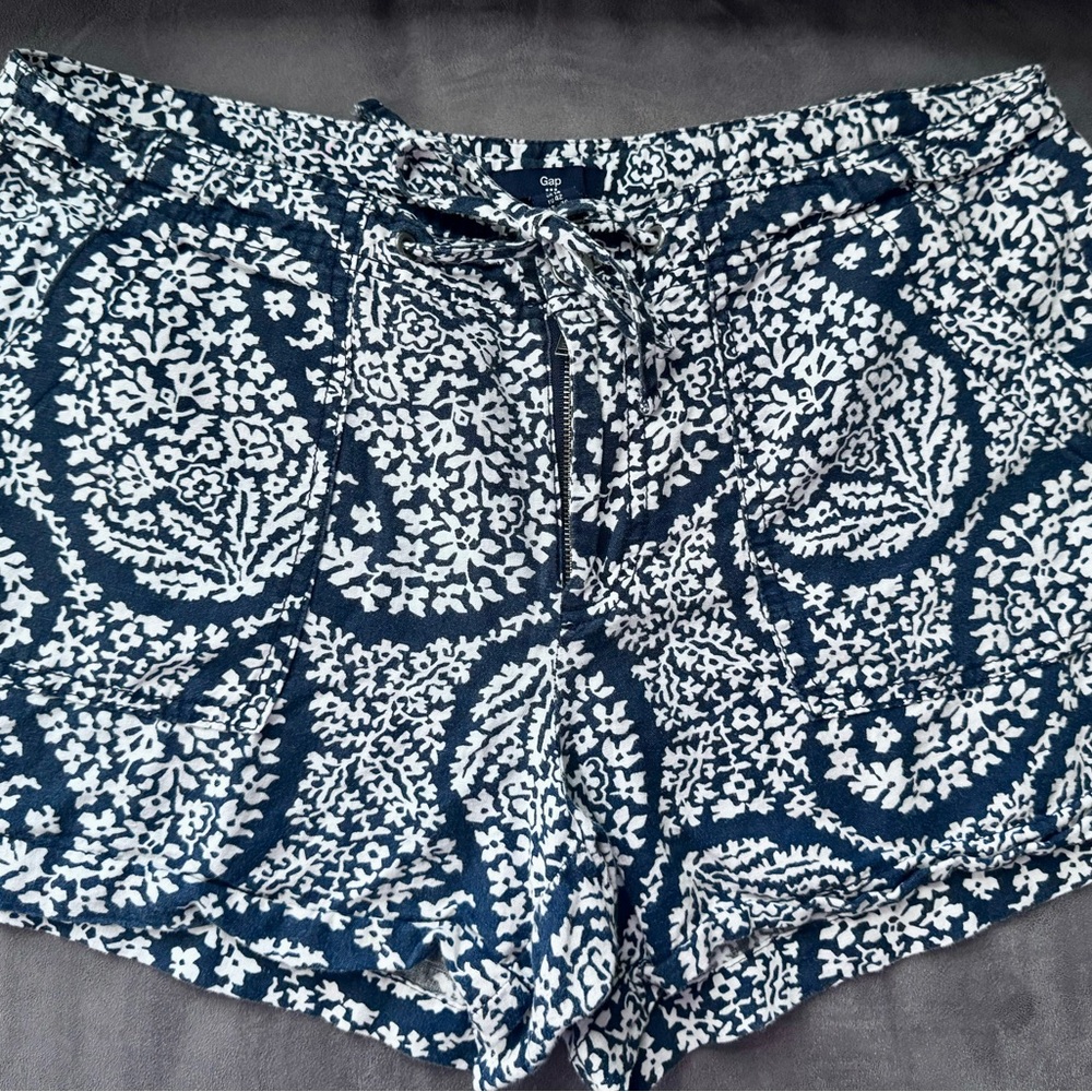 Gap Printed Shorts